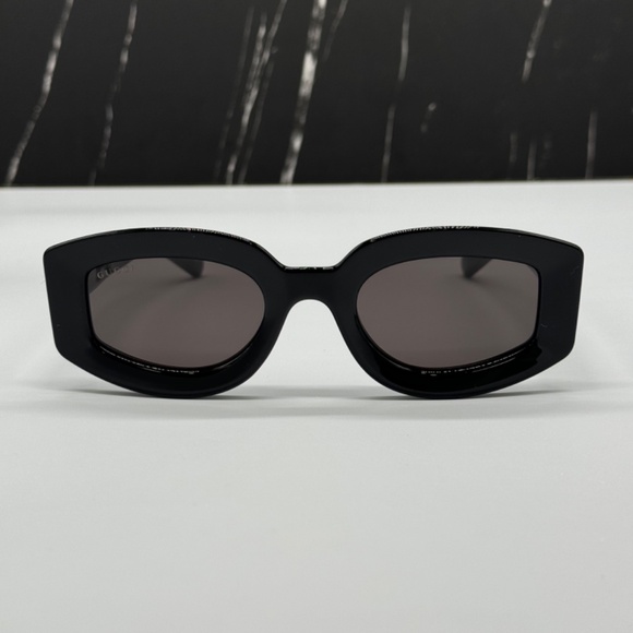 NEW GUCCI GG1719S 001 BLACK GREY WOMEN GUCCI SUNGLASSES - Picture 3 of 10